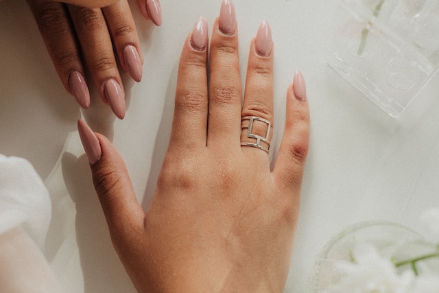 10 Enchanting Nude Pink Nails That Ll Steal Your Heart Chicbliz